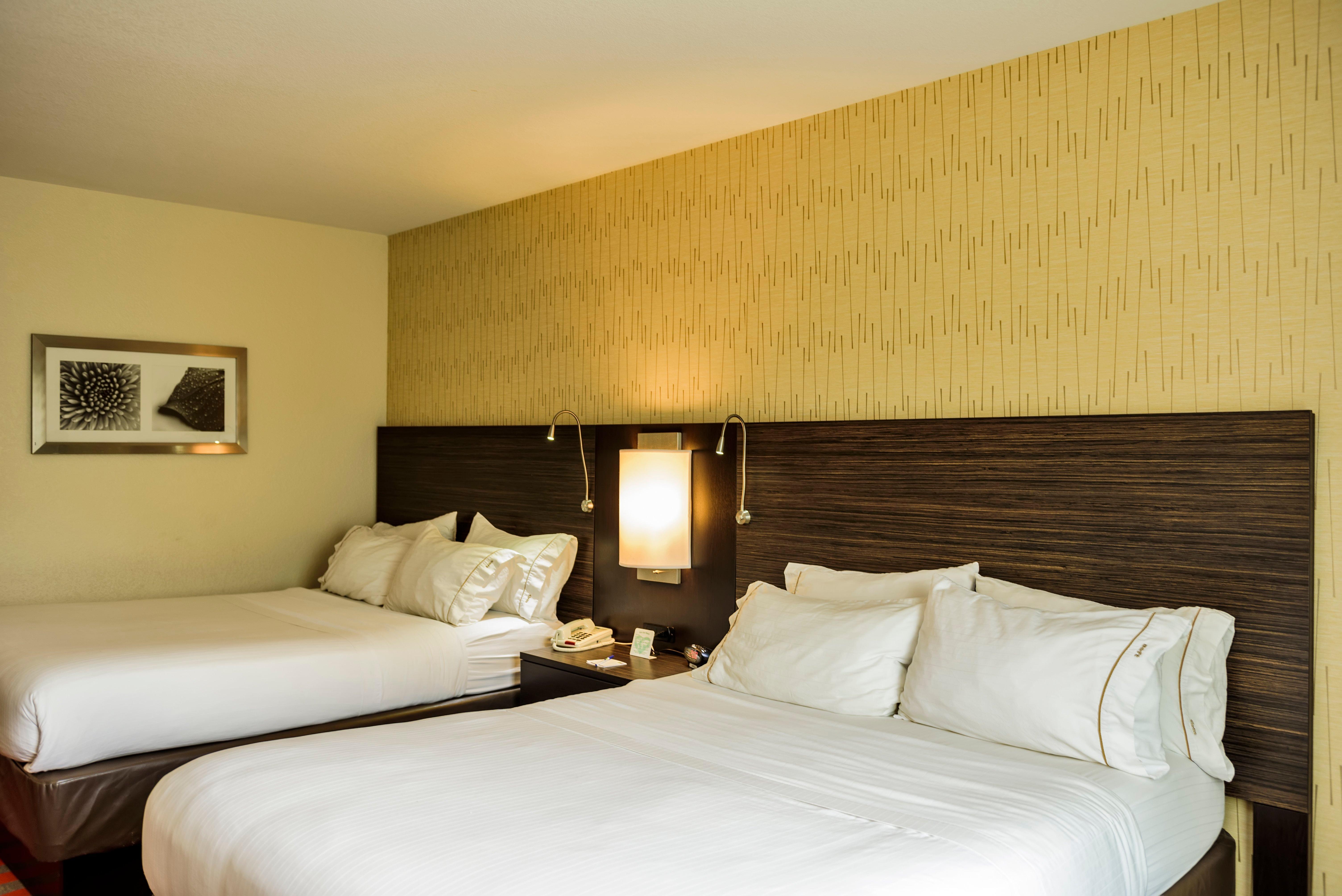 Holiday Inn Express And Suites - Bradford By Ihg Exterior photo