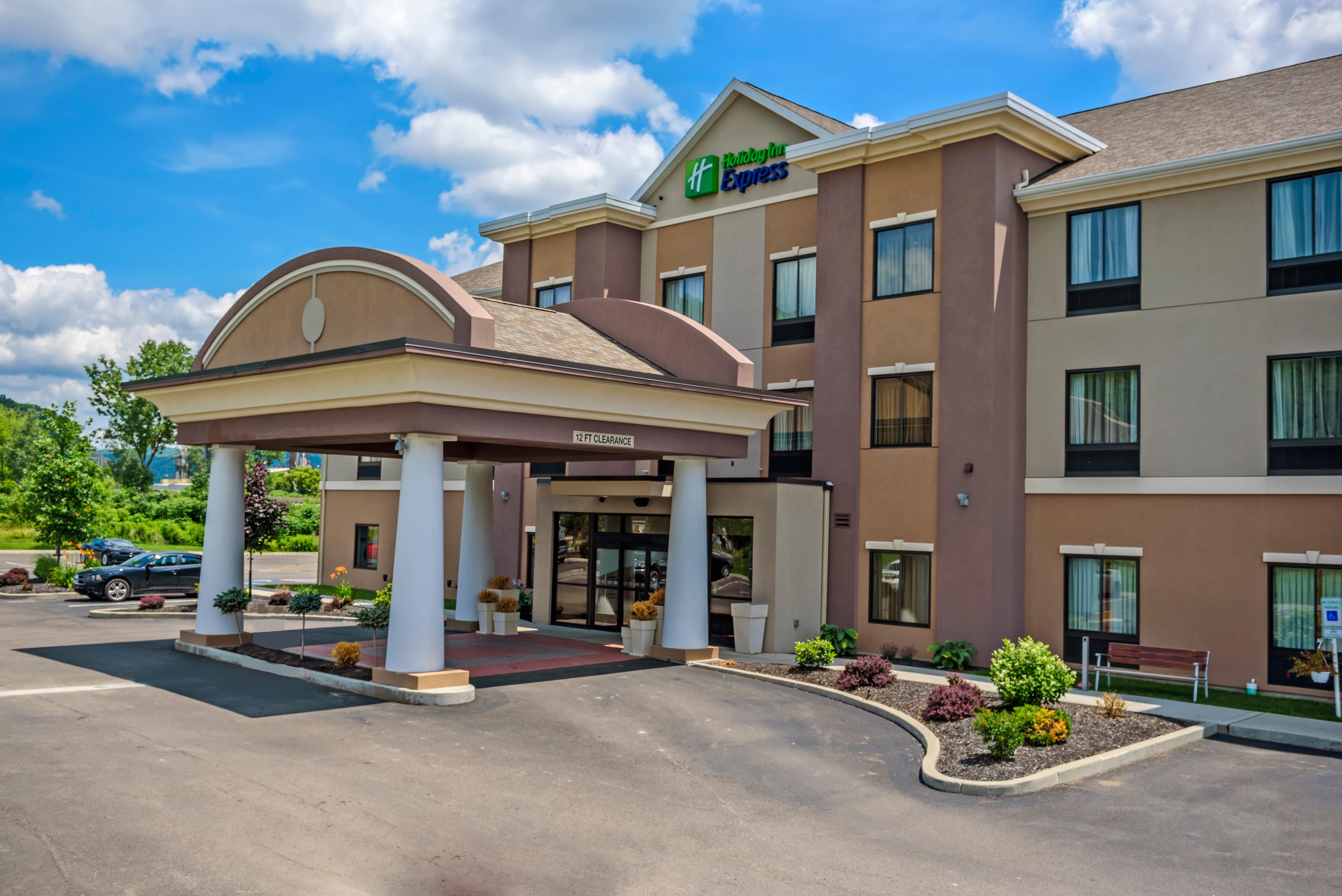 Holiday Inn Express And Suites - Bradford By Ihg Exterior photo
